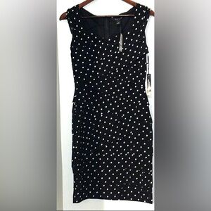 NWT White house black market 8 slimming dress